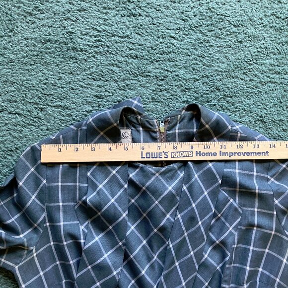 Vintage pleated short sleeve attached neck tie back zipper dress Henry Lee brand - Picture 14 of 16